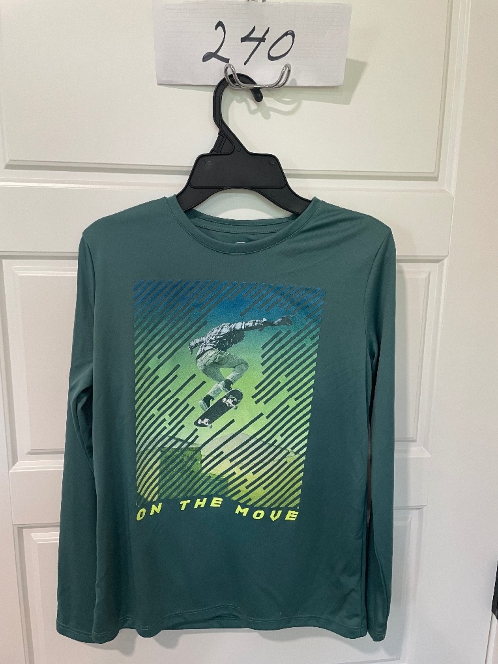 Athletic works Boy's Long Sleeve Shirt